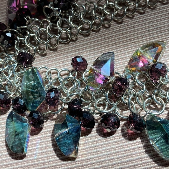 Woman’s jewelry necklace  16 inch choker chunky chain with glass purple … - Picture 5 of 5